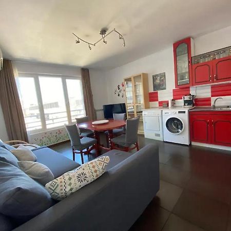 New Two Bedroom Apartment With Balcony Sofia Eksteriør billede